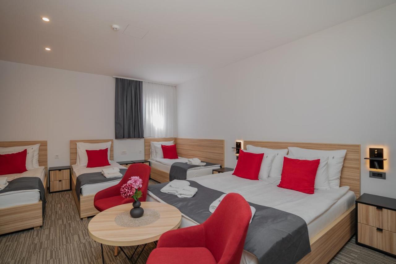 Maestro - Rooms & Restaurant Vukovar Exterior photo