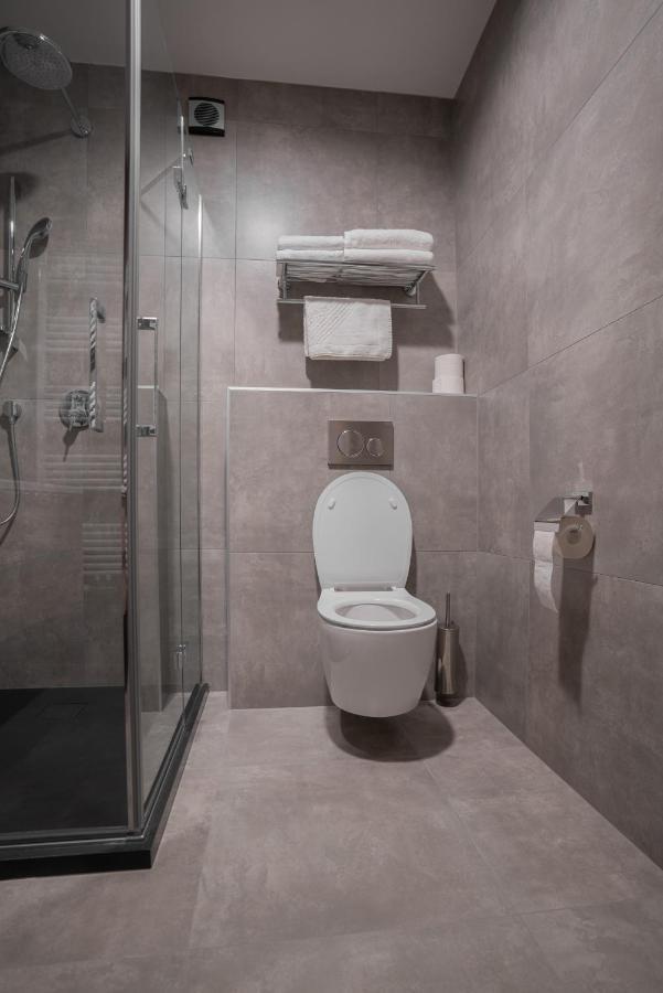 Maestro - Rooms & Restaurant Vukovar Exterior photo